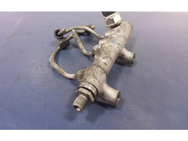 Топливная рампа    Audi A7 S7 4G   для двигателя CGQB