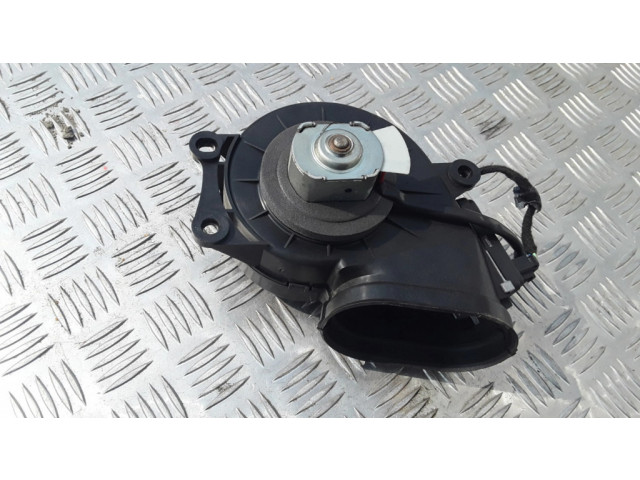 Мотор вентилятора передней двери