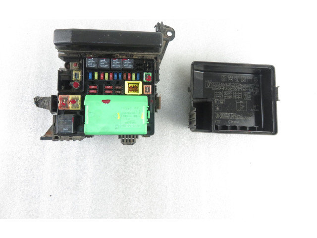 Блок предохранителей 1106000030, 1106000030 Mitsubishi Outlander