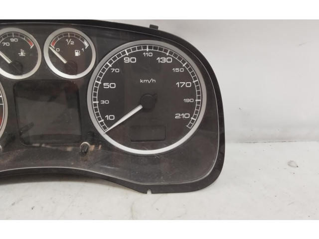 Přístrojová deska Peugeot 307 2001 P9636708880E