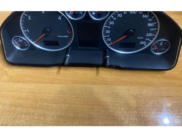 Панель приборов 110080128001, CE068200   Audi A6 S6 C5 4B       