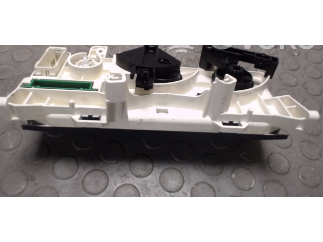 Блок управления климат-контролем 7701047549, 8200147180   Renault Clio II