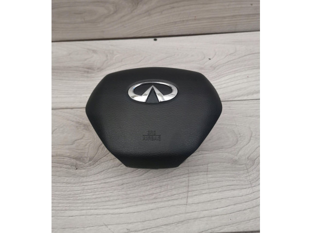 Подушка безопасности водителя UIYTT67ERR Infiniti QX30