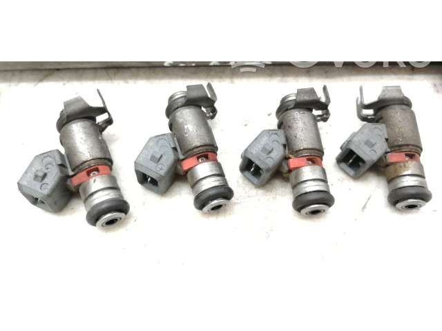 Топливная рампа 036133319B, 036031C   Volkswagen Golf IV  