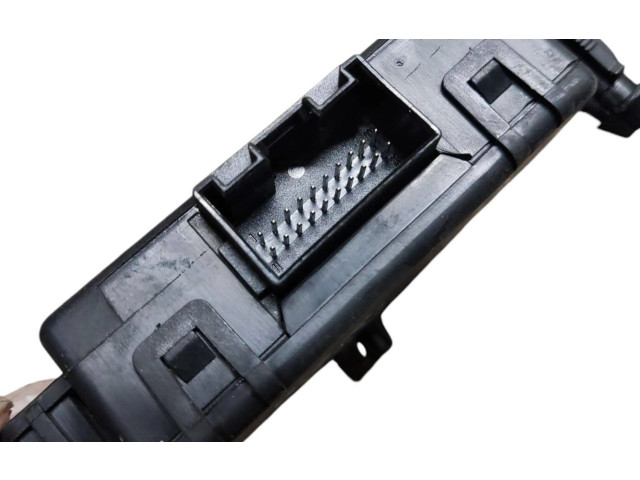 Модуль управления gateway Skoda Octavia Mk2 (1Z) 2004 - 2013 года 1K0907530H, 1K0907951