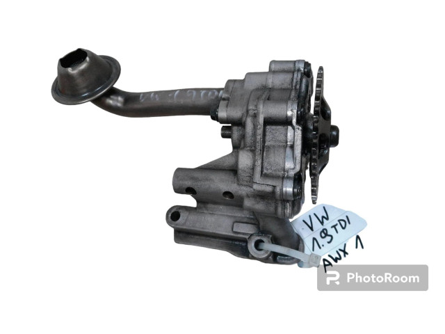 Čerpadlo oleje 038115105B Audi A4 S4 B6 8E 8H AVF