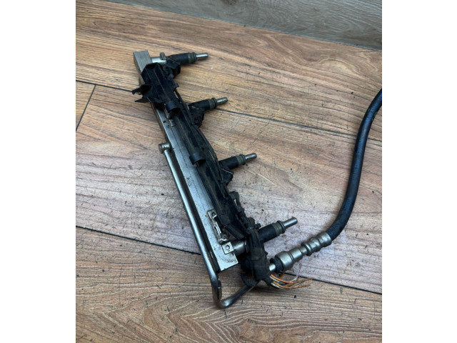 Vstřikovací lišta 7530420, 7526892   BMW 3 E90 E91     