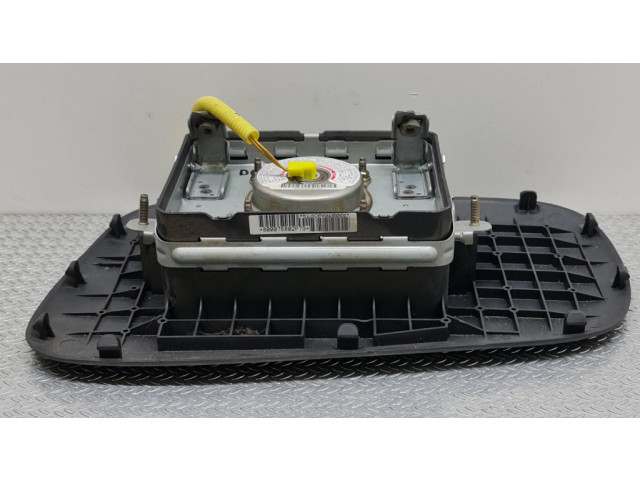 Подушка безопасности пассажира E3HC2006036 Daihatsu Terios