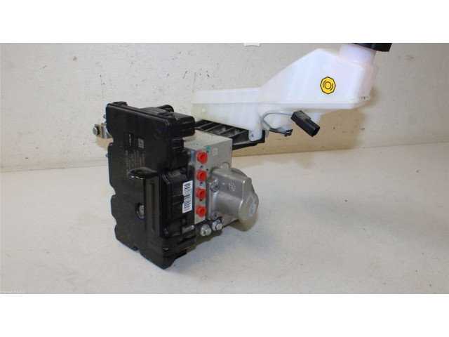 Блок управления впрыском MJD8F3X3, 199B4000   Fiat 500L