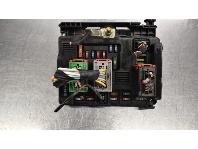 Pojistková skříňka Citroen Berlingo 2003