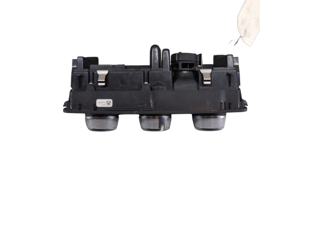 Блок управления климат-контролем 8X0919603B Audi A1