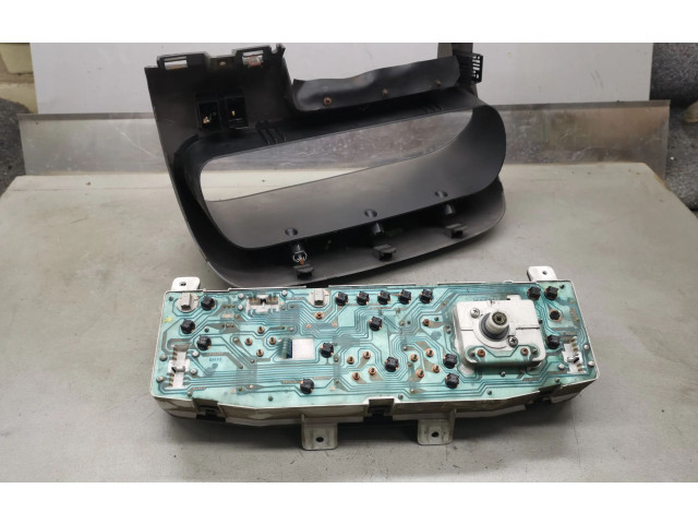 Volant Nissan Terrano 1994 34192201, 682400F000