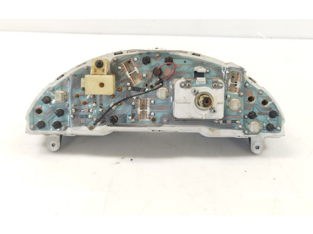 Přístrojová deska Nissan Serena 1999