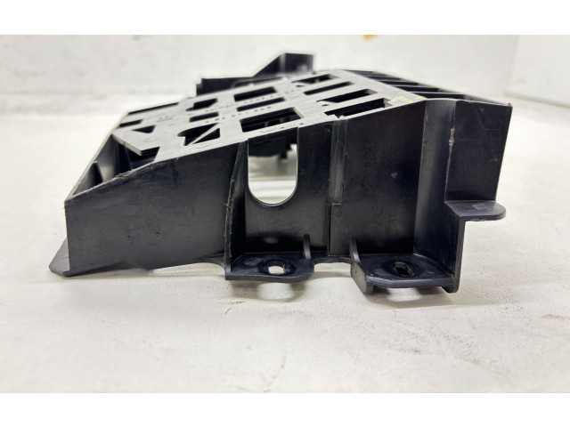 Блок предохранителей  4E0971845   Audi A8 S8 D3 4E    