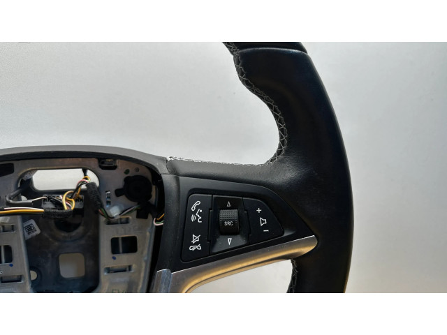 Руль Opel Meriva B  2010-2016 года 13412202      