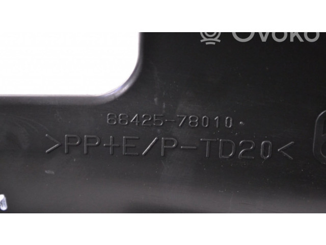 Другая деталь салона