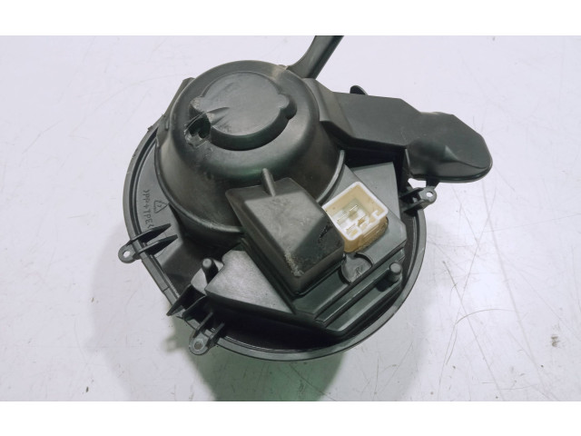 Вентилятор печки LHD86577, LH028417 Volvo V70