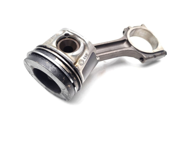  Поршень с шатуном M9R M9R  Nissan X-Trail T31  