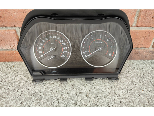 Přístrojová deska BMW 1 F20 F21 2012 9295824