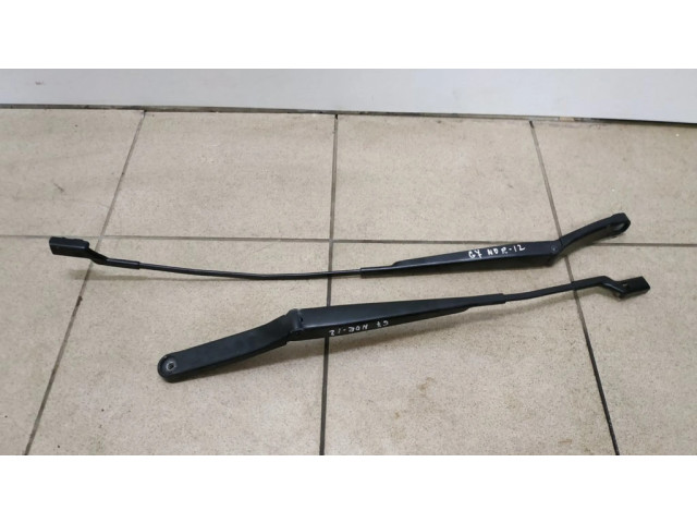 Ножка стеклоочистителей лобового стекла