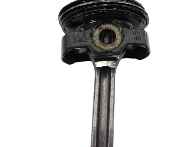 Поршень 46354757, 46346020 Jeep Renegade