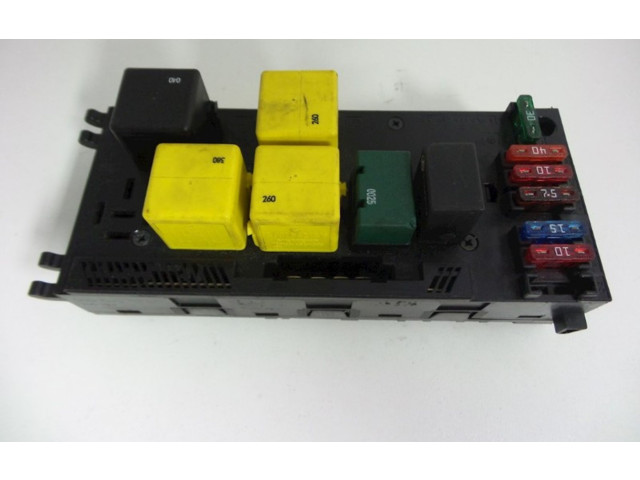 Pojistková skříňka Mercedes-Benz E AMG W210 2001