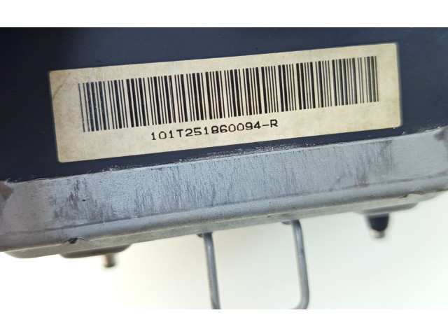 Подушка безопасности водителя 8200432121   Renault Clio II