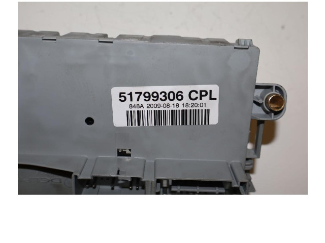 Блок предохранителей 51799306   Fiat Idea    