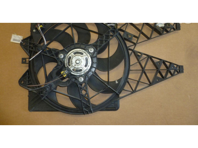 Вентилятор радиатора     51805131, 51805131    Lancia Delta III 