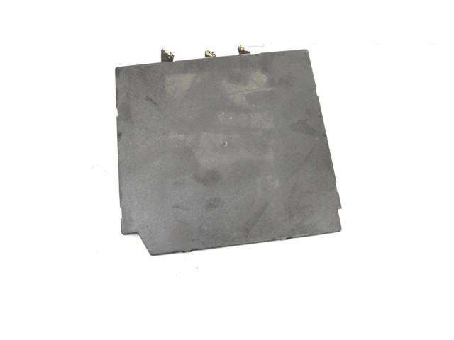 Zámek zadních dveří 8X0907063G Audi A1 2011