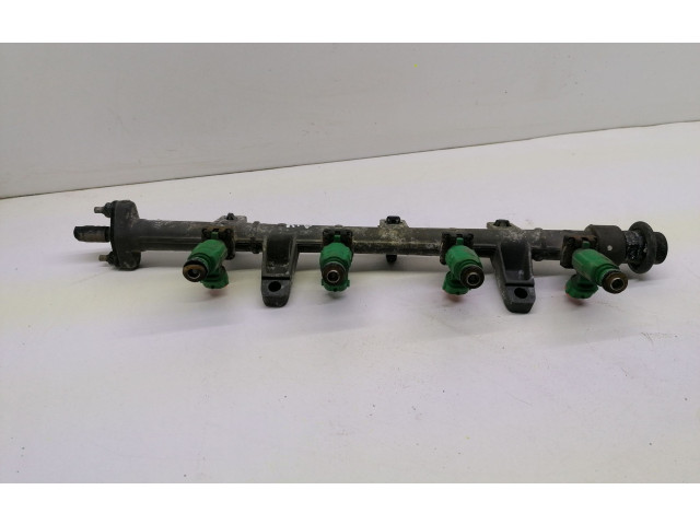 Комплект форсунок 9260930004    KIA Rio   