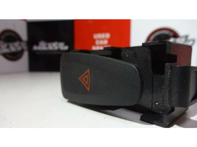 Включатель аварийных фонарей