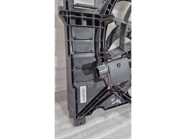 Вентилятор радиатора Jaguar XE