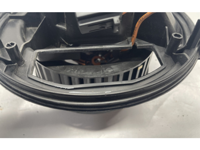 Вентилятор печки    5Q1819021   Volkswagen Jetta VII