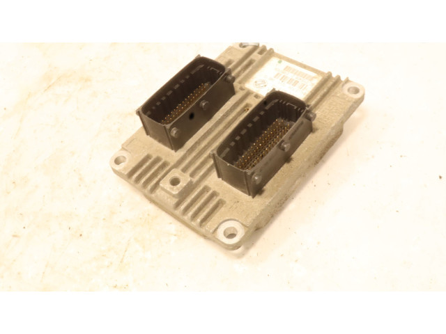 Блок управления двигателем ECU    Fiat Punto Evo