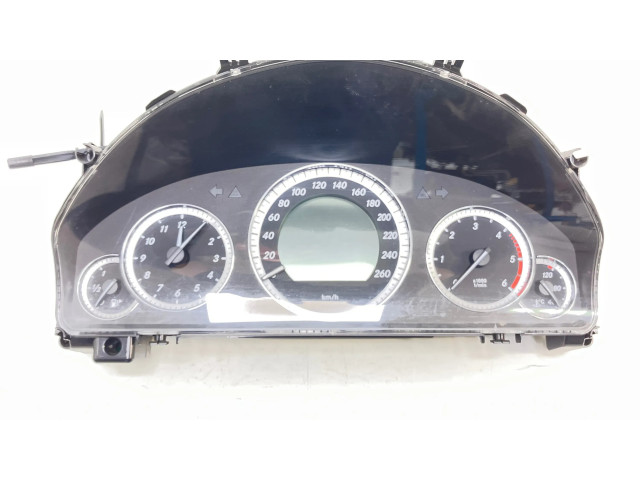 Přístrojová deska Mercedes-Benz E W212 2010 2C53244900, A2129002509