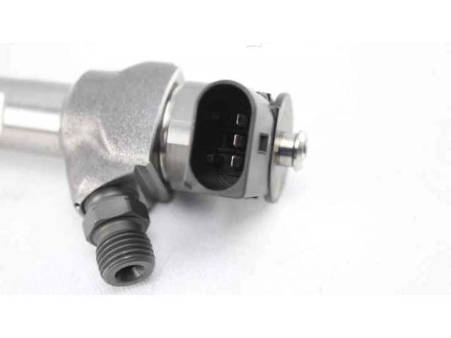 Форсунка 05L130277E    Skoda Octavia Mk4   