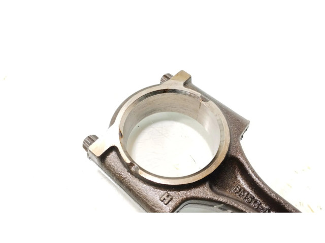 Píst    Ford Focus C-MAX  pro benzínový motor 1.6  1.6 EcoBoost