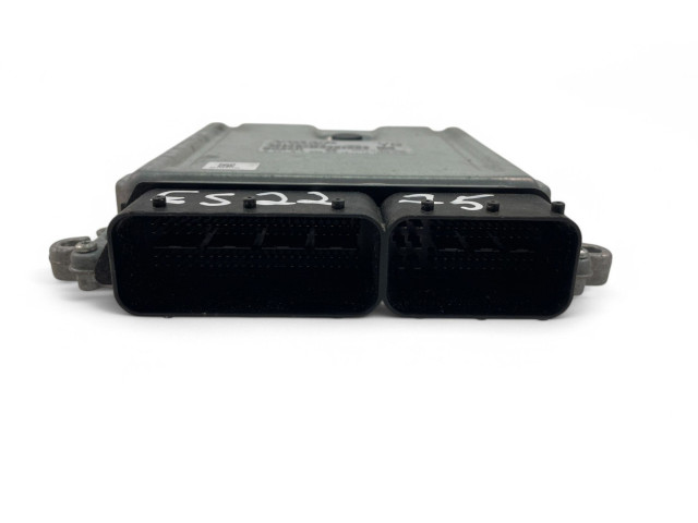 Блок управления двигателем Блок управления P31303388, 0281015286   Volvo S60