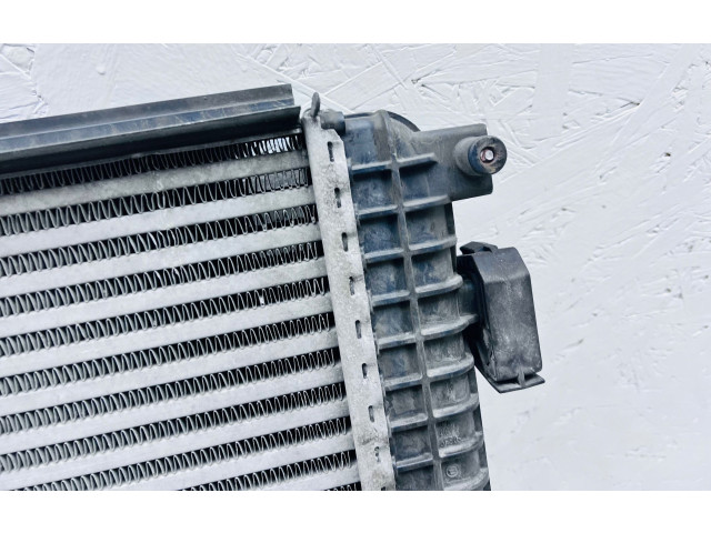 Интеркулер  1K0121345M   Audi TT TTS Mk2 