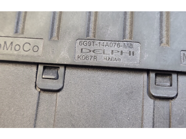 Блок предохранителей 6G9T14A076, 30644652 Volvo V70