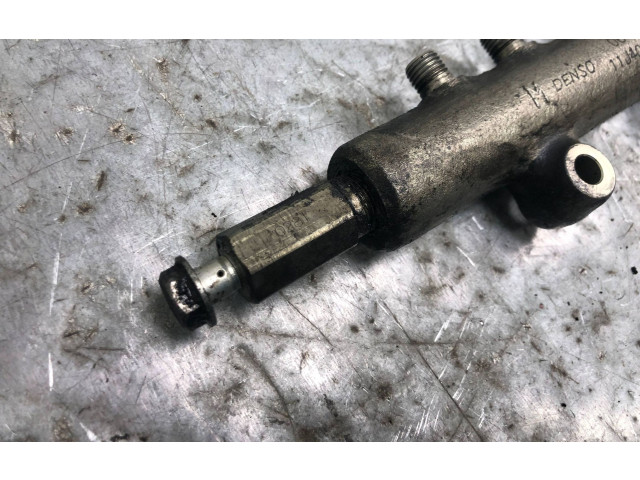 Vstřikovací lišta Mitsubishi Pajero