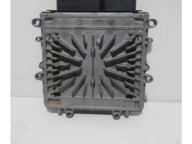 Блок управления двигателем Блок управления 31336983   Volvo S80