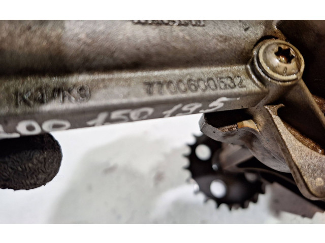 Масляный насос   8200150192  Renault Scenic II -  Grand scenic II 