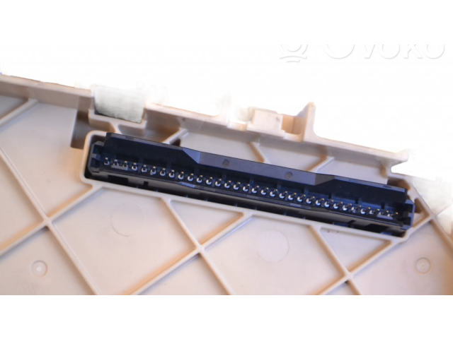 Блок предохранителей 63586795 Lexus NX