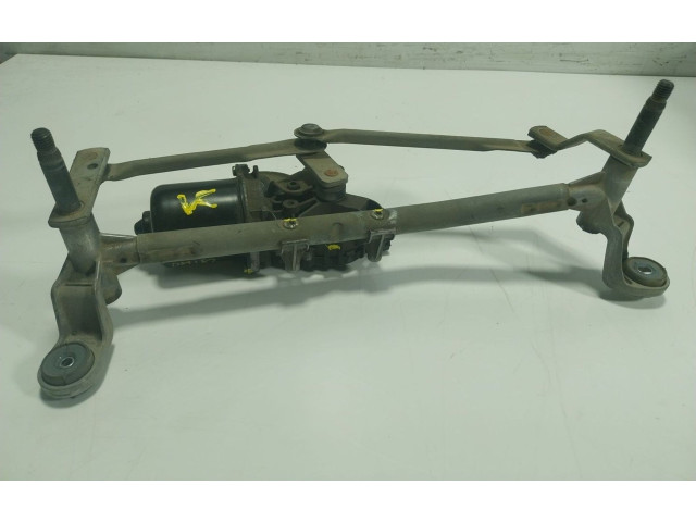 Моторчик дворников A4538200040 Smart ForFour II W453