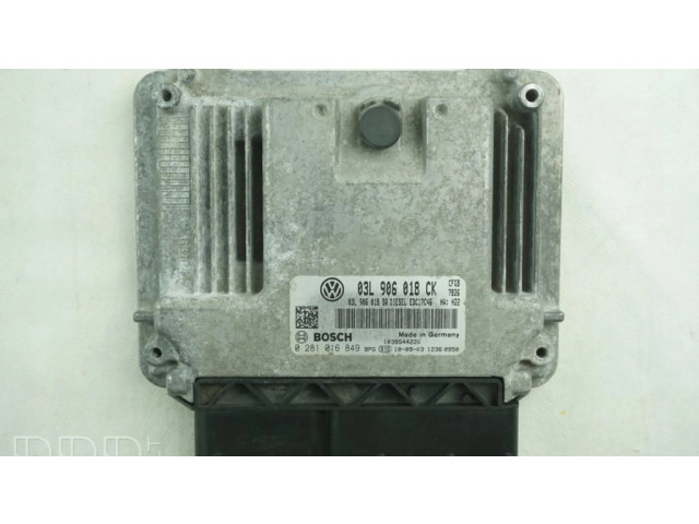 Блок управления двигателя 03L906018CK   Skoda Superb B6 (3T)
