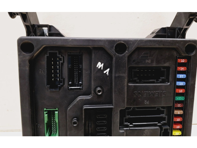 Pojistková skříňka 4M2114B205CA, S120042300B Volkswagen Sharan 2007