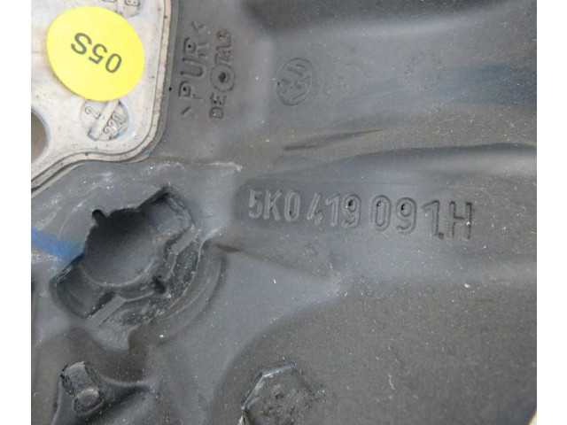 Руль Volkswagen Golf III  1992 - 1997 года 5K0419091H      