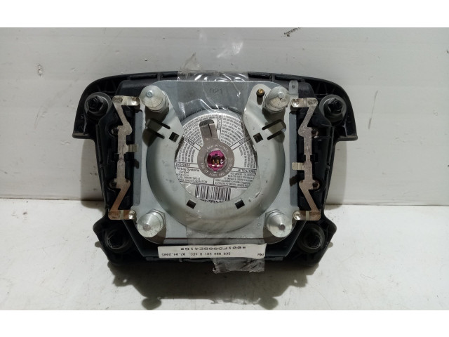 Подушка безопасности водителя 2K0880201B   Volkswagen Caddy